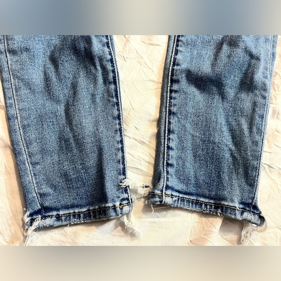 American Eagle Distressed Super Hi-Rise Jegging Blue Jeans Women’s Size 6 - Picture 5 of 16